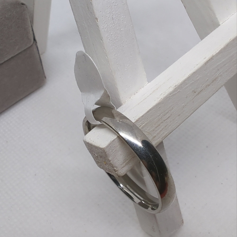 Men's Stunning Silver Stainless Steel Ring "Size 14" Perfect for Weddings - Picture 5 of 13